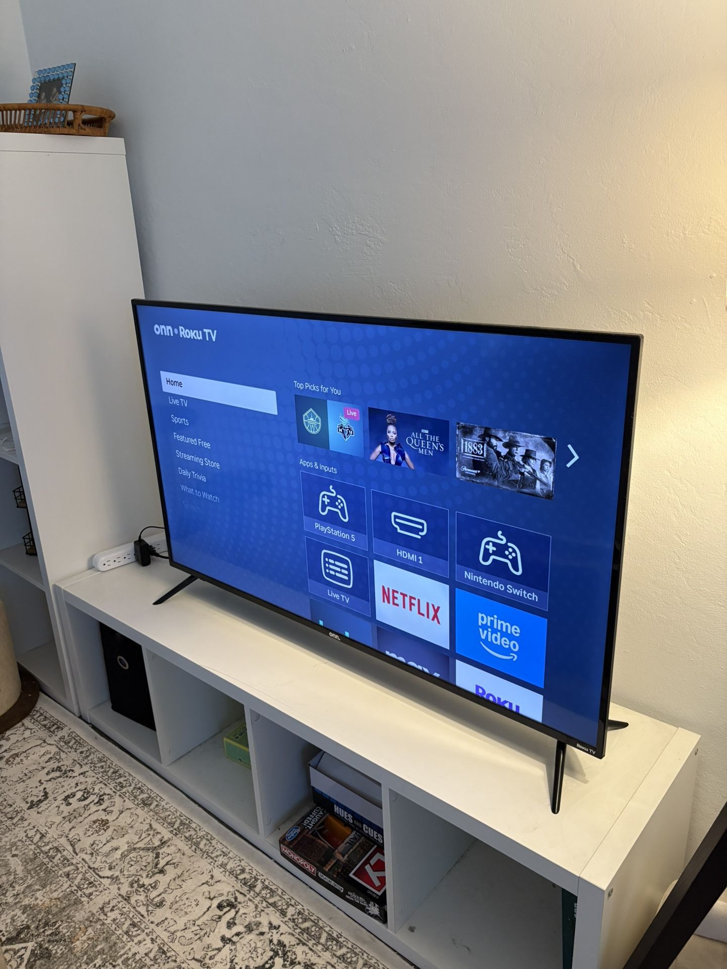 50 In. Onn Roku TV with Roku Remote