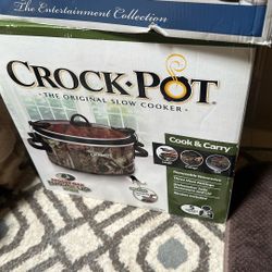 Bran New Country Design Crook Pot 5Qt