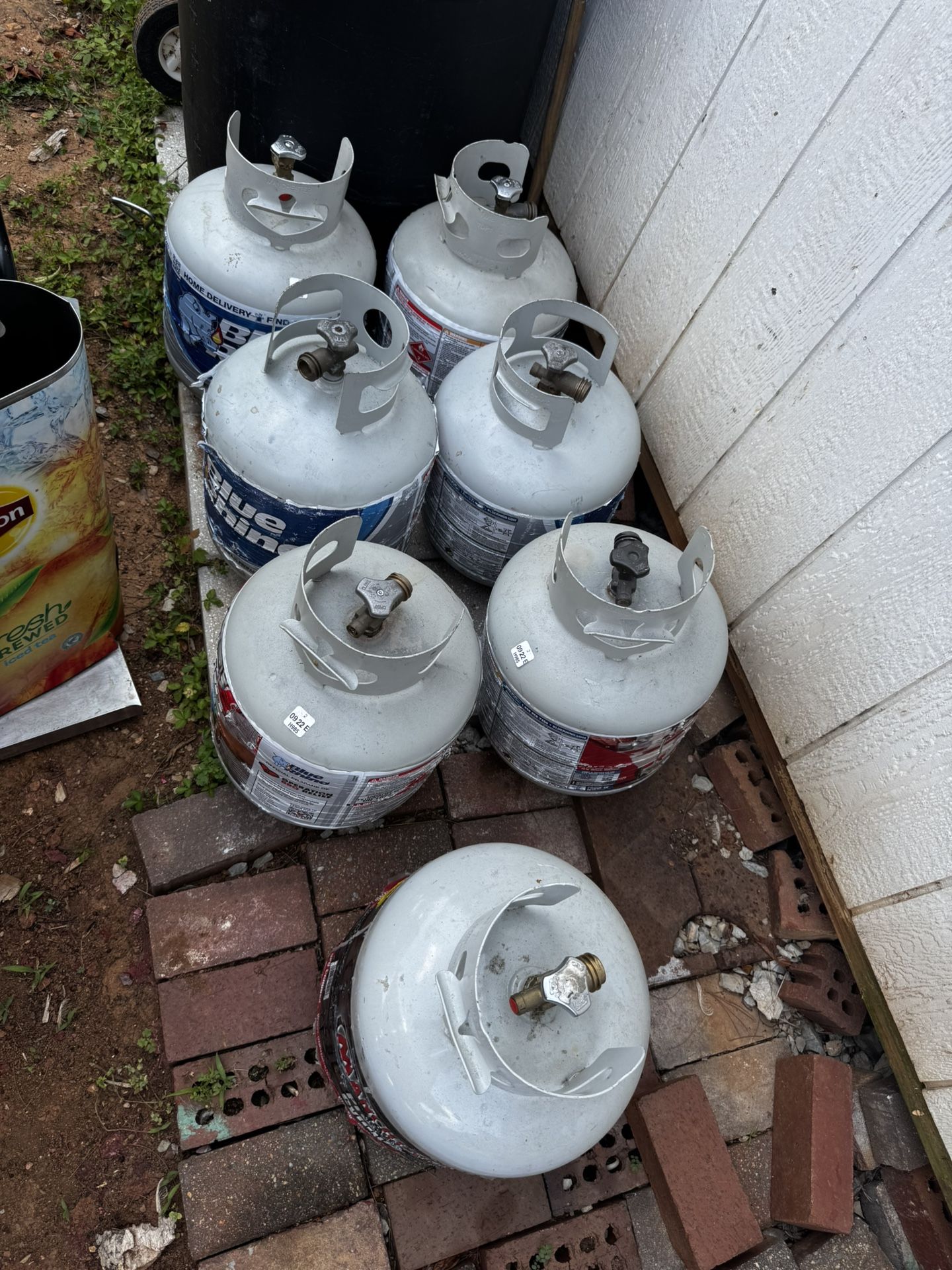 2 Oven Comercial , 10 Tanks Gas , Ice Tea