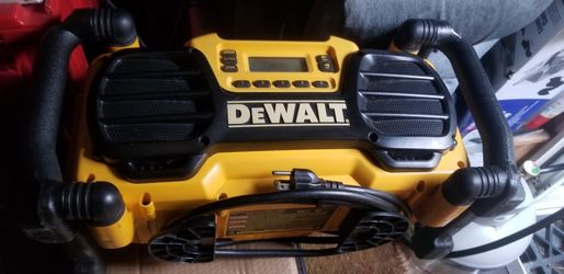 DEWALT 3/8" Drill Package Tools plus Aux - FM AM Worksite Radio Charger