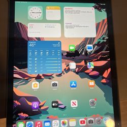 1st Generation iPad Pro 32 GB