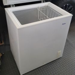  Deep Freezer