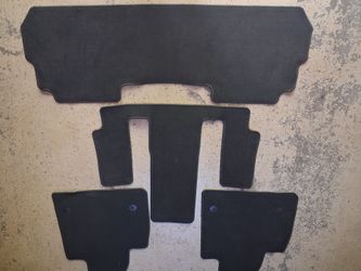 Cadillac xt6 floor mats