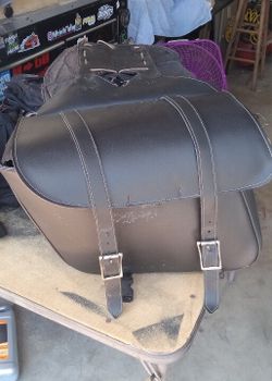 Saddlebags & rear seat