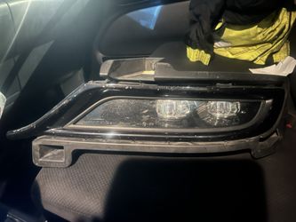 2015-2020 Chrysler 300 Right Fog Light