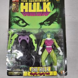 The Incredible Hulk She Hulk with Gamma Cross Bow Figure 1996 Toy Biz ~ New