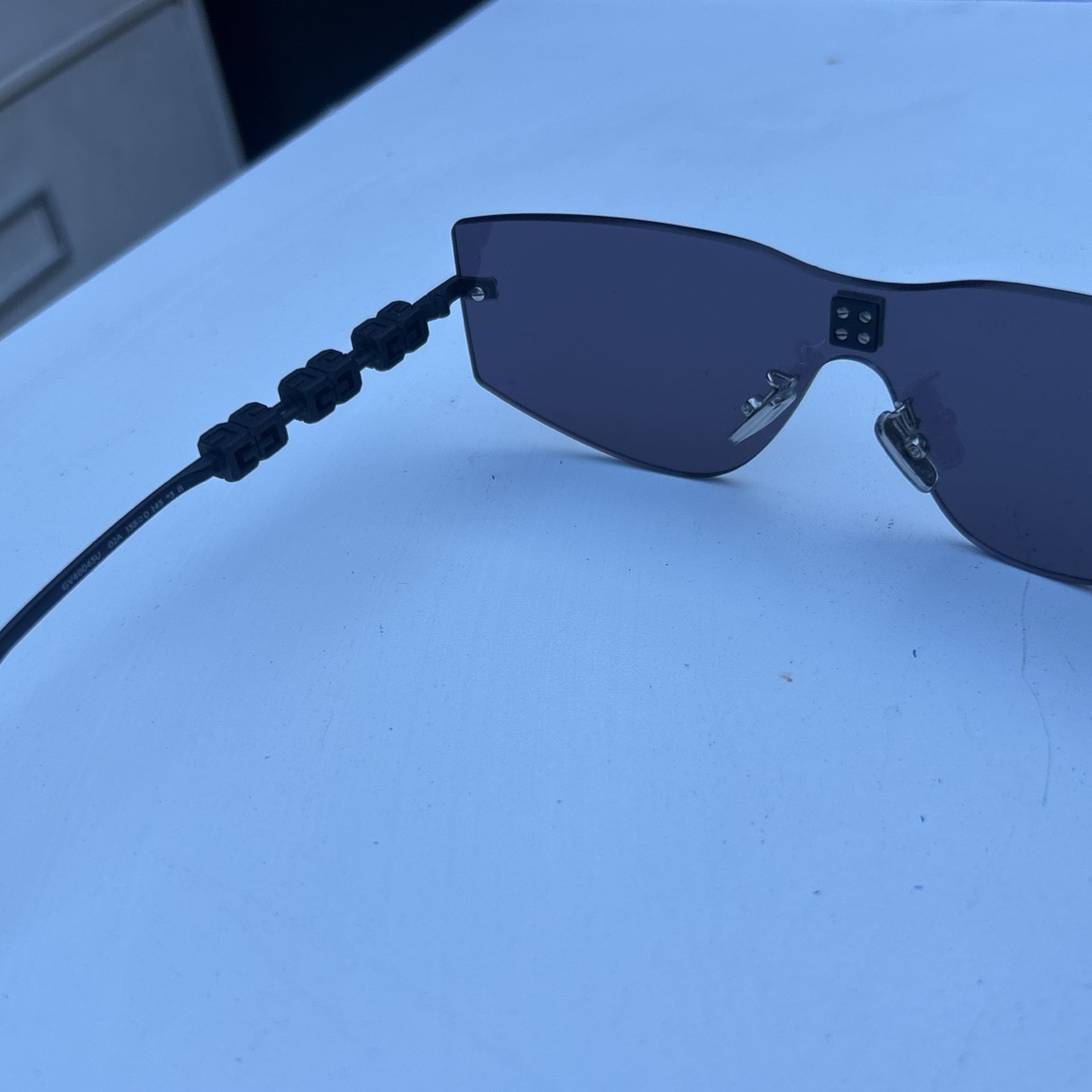 Givenchy Authentic 4GEM Matte Black Smoke Rimless Mask Sunglasses