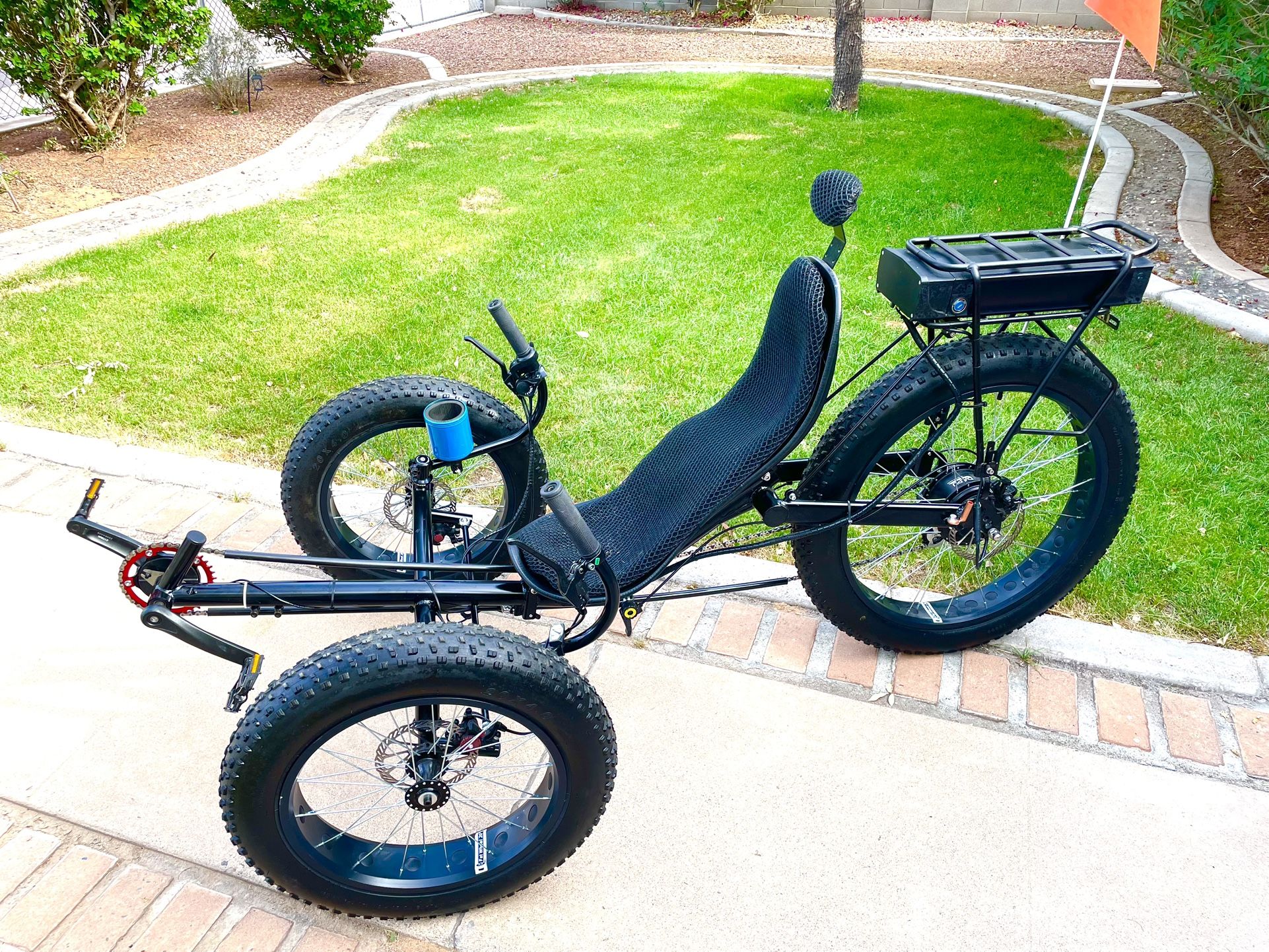 RECUMBENT ELECTRIC TRIKE - ONLY-60 MILES -REDUCED! 