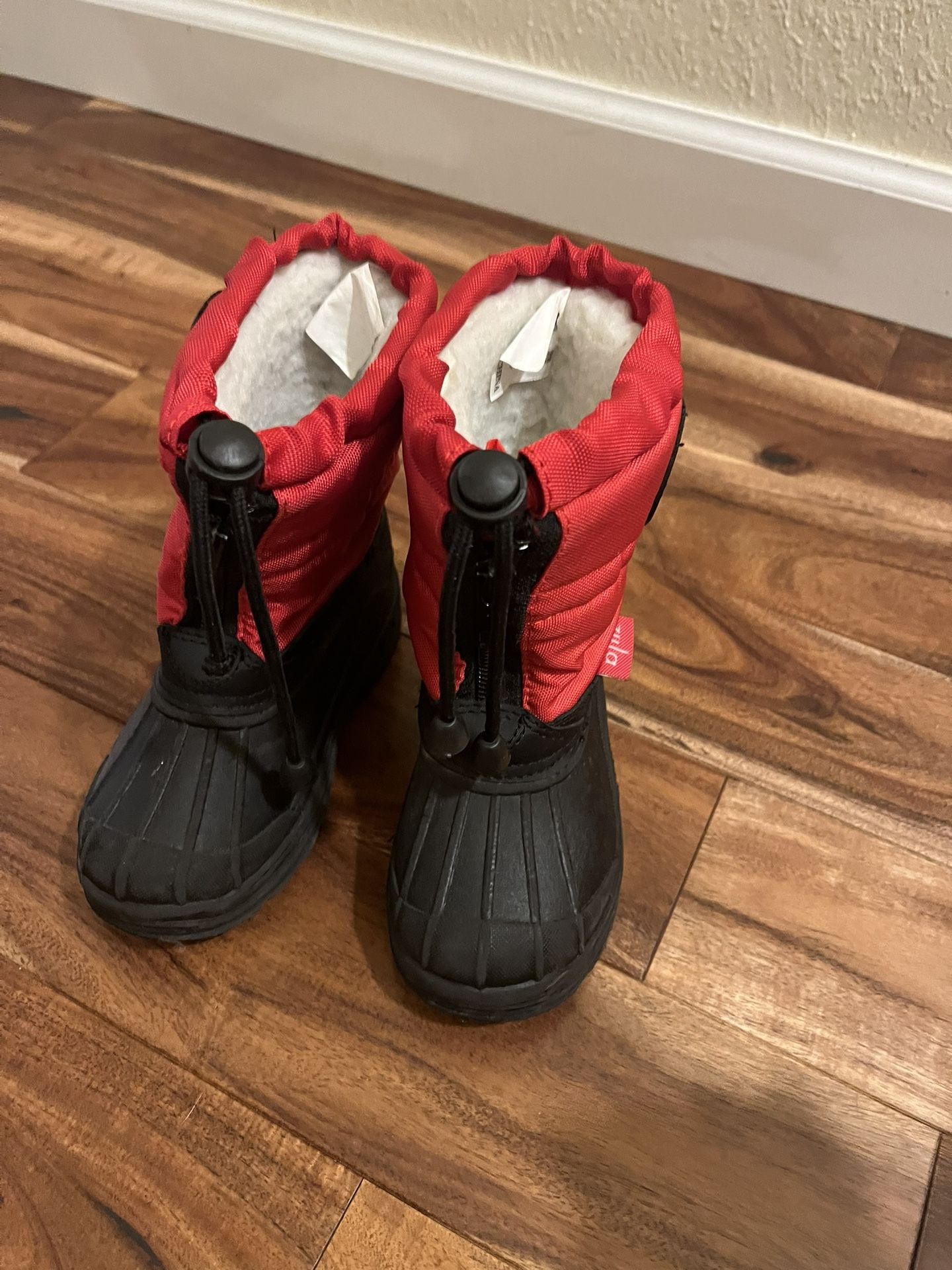 Snow Boots Size 7