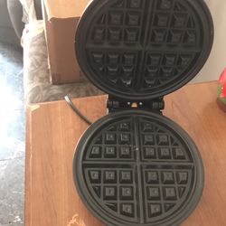 Waffle Maker 