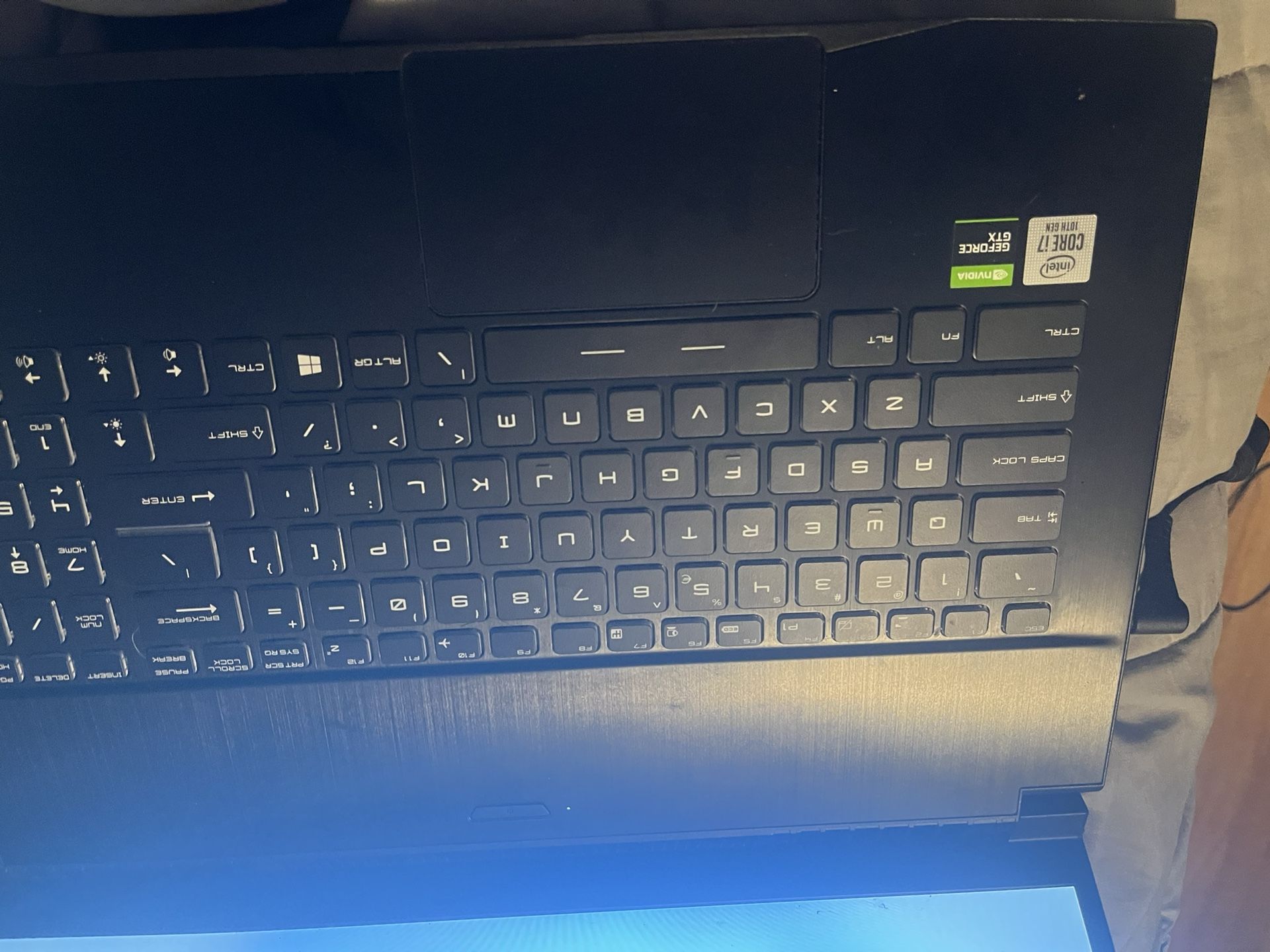 gaming computer 