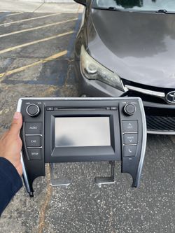 2017 Toyota Camry Factory Stereo