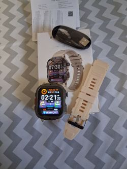 New Beautiful Smart Watch, wireless calls, texts, flashlight & more..