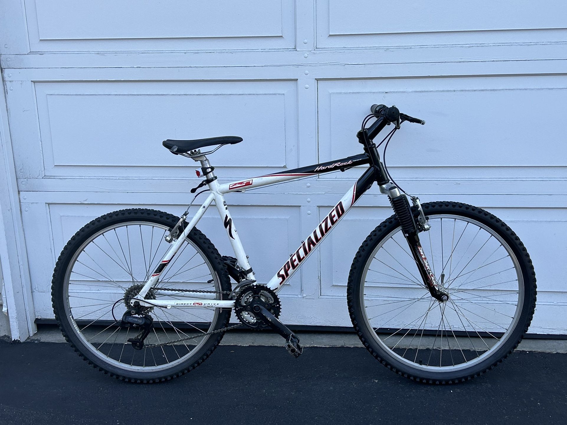 Aluminum Mountain Bike SPECIALIZED Tire 26 Frame 19”