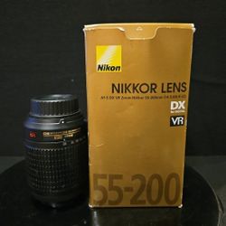Nikon Lens AF-S DX VR Zoom-NIKKOR 55-200mm f/4.0-5.6G IF-ED Telephoto DSLR Camer