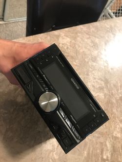 Kenwood radio CD RECEIVER