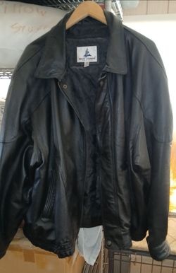Leather jacket with nylon liner