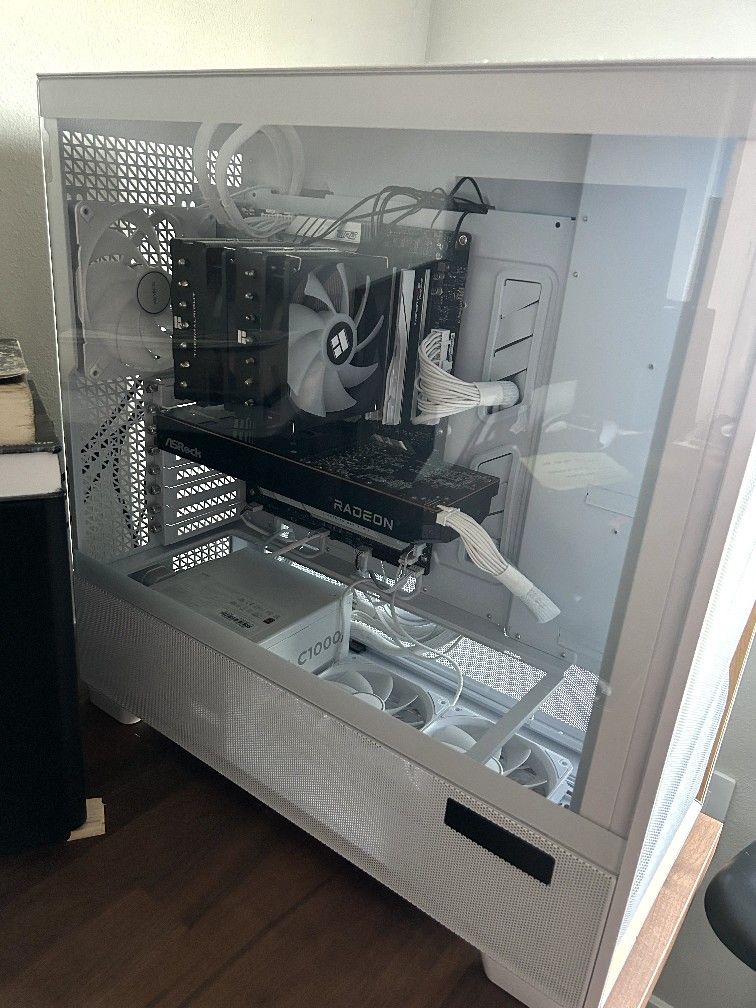 New Custom Built Gaming PC