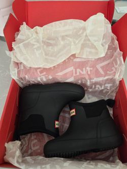 Brand new HKFINLEY black little kid US 6