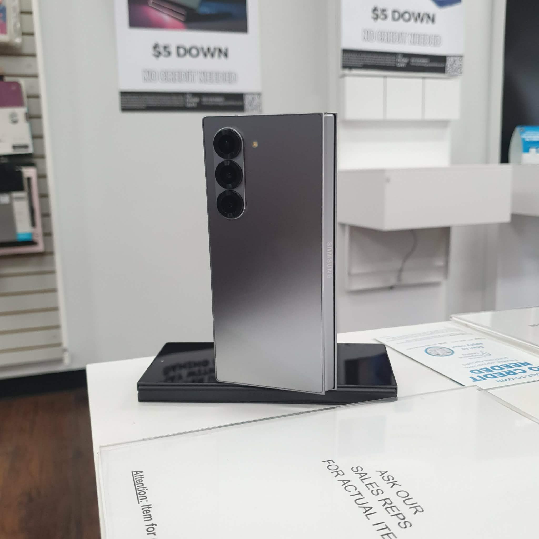 Samsung Galaxy Z Fold 6 7.6" - $5 today / Rest later