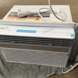 Air Conditioner / Fan
