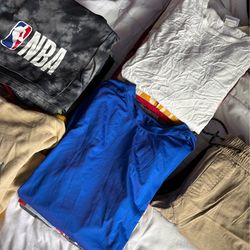 Bag of men’s clothes