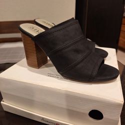 Shoe's 