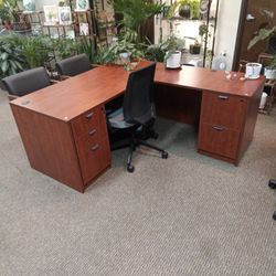L-Shape Office Desk 