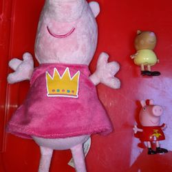Pepa Pig Plushie Crown T shirt and Pepa Pig Figures 