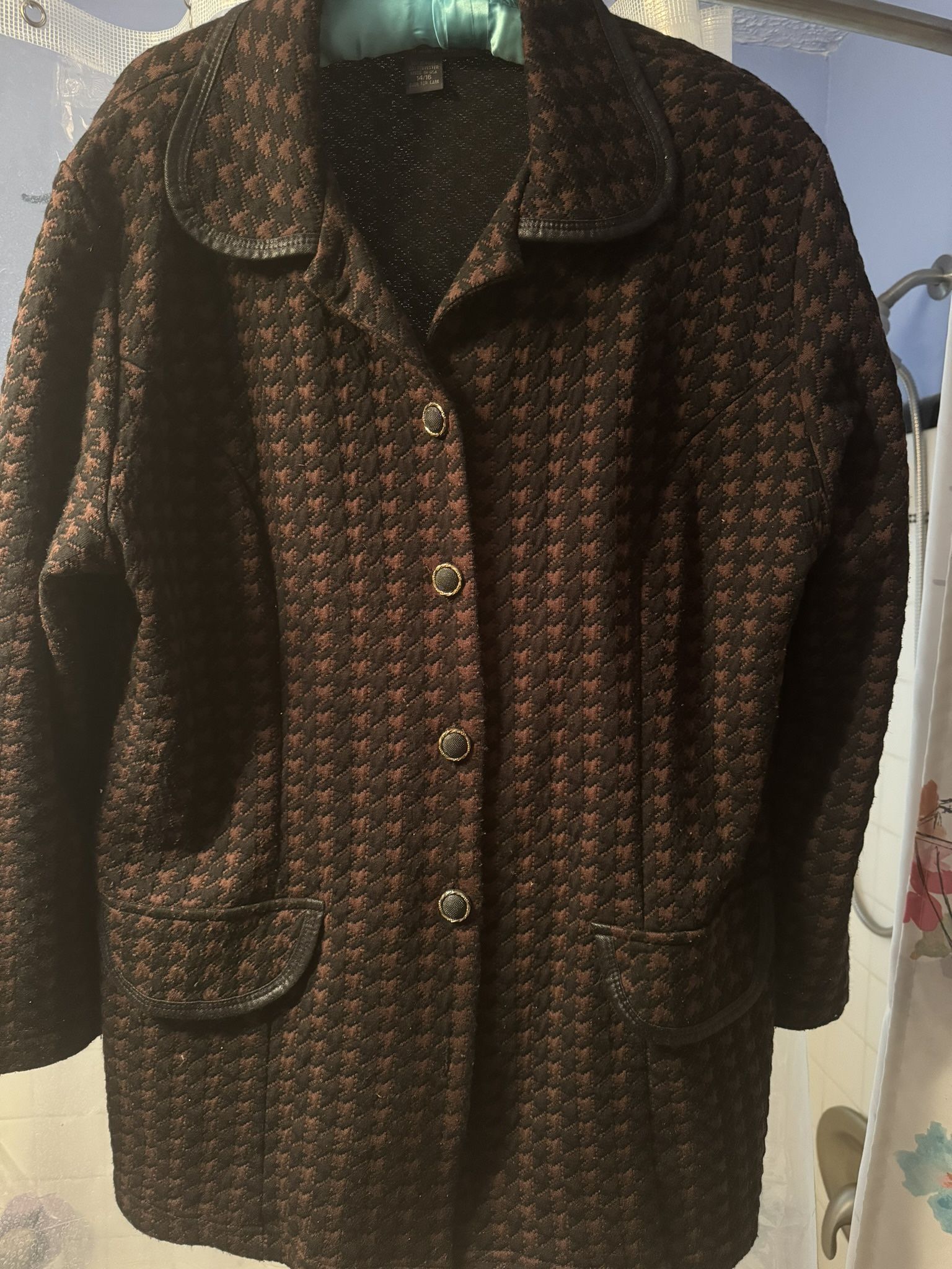 Brown/ Black Women’s Jacket… Perfect For Fall Size 14/16 Lane Bryant