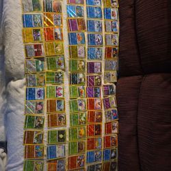 30 Reverse Holo Pokemon Cards For $6