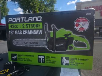 chainsaw NEW IN BOX 150