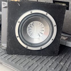 Subwoofer And Sony 600w Amp