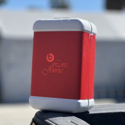 Beats Solo 4 Jennie Special edition