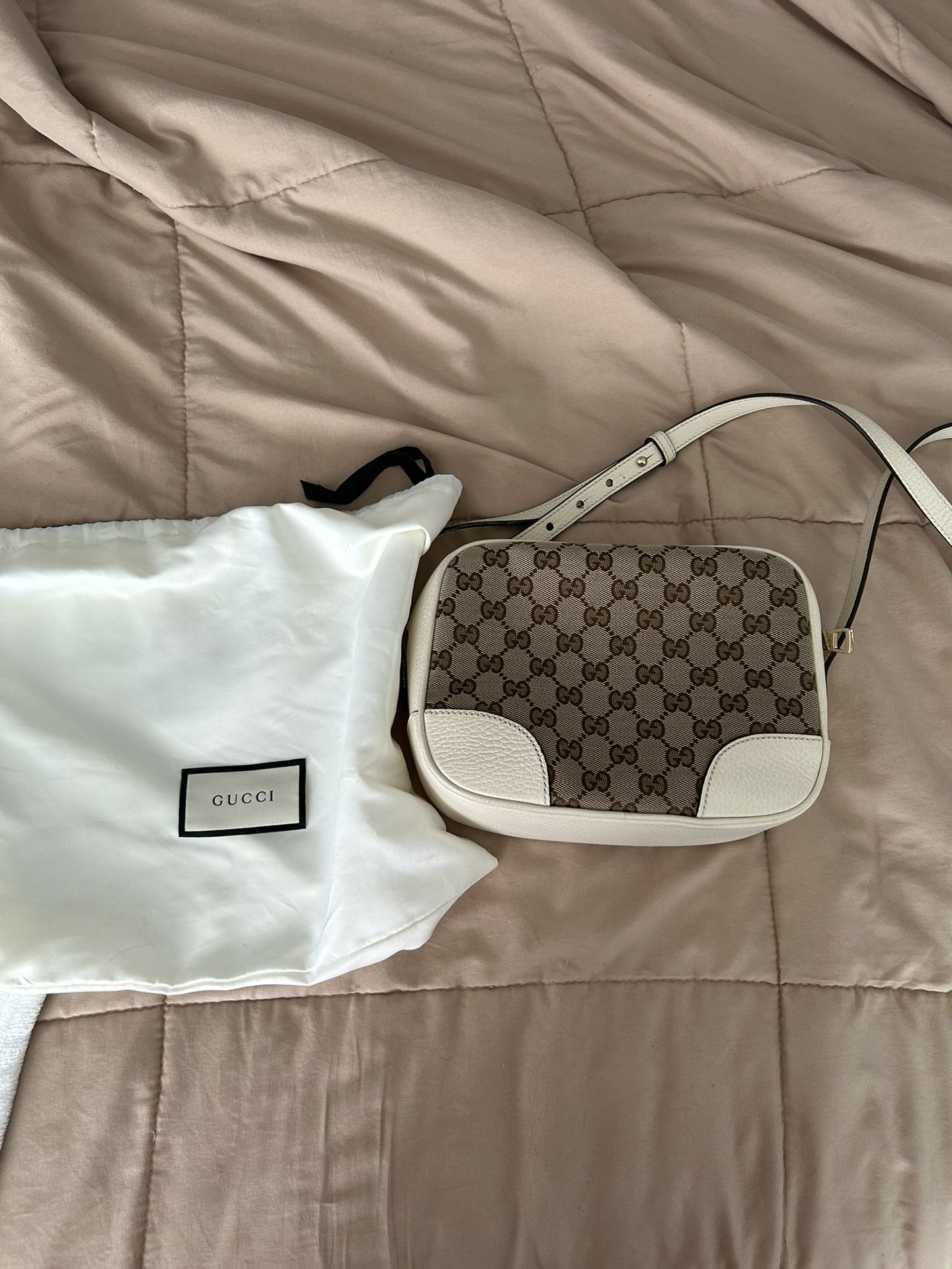 Gucci Crossbody (authentic)