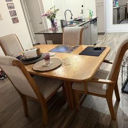 Solid Wood Table w/leaf