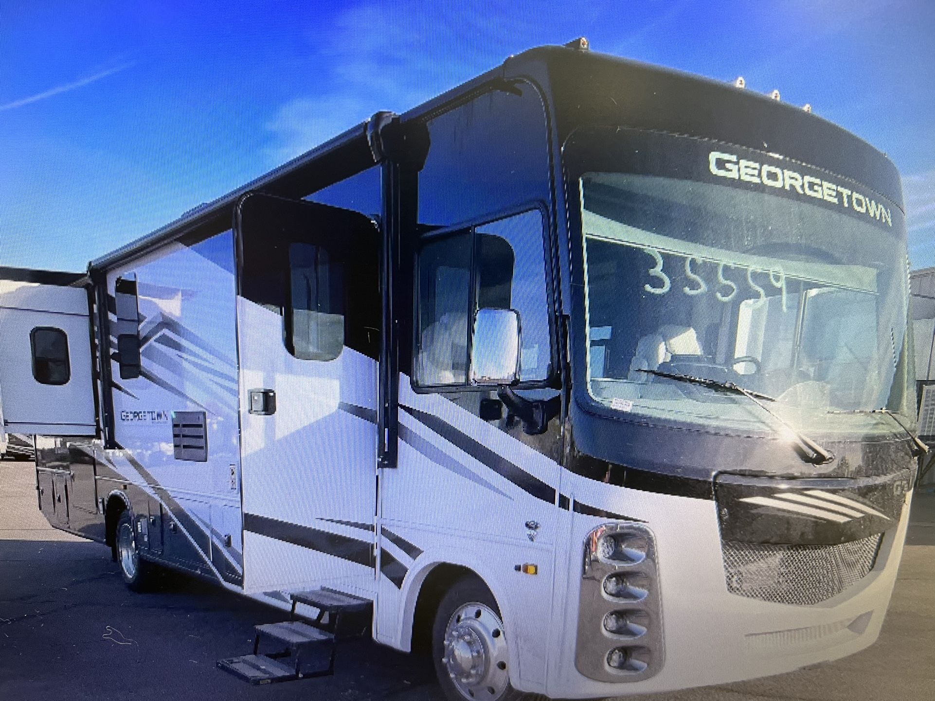 2023 GEORGETOWN 5SERIES 34M