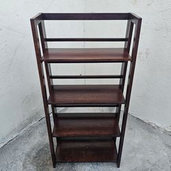 Vintage English style fold up mahogany bookcase  ! Circa 1970's! Good Condition!
