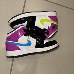 Jordan 1 White Black Cyber Pink (Womens 6)