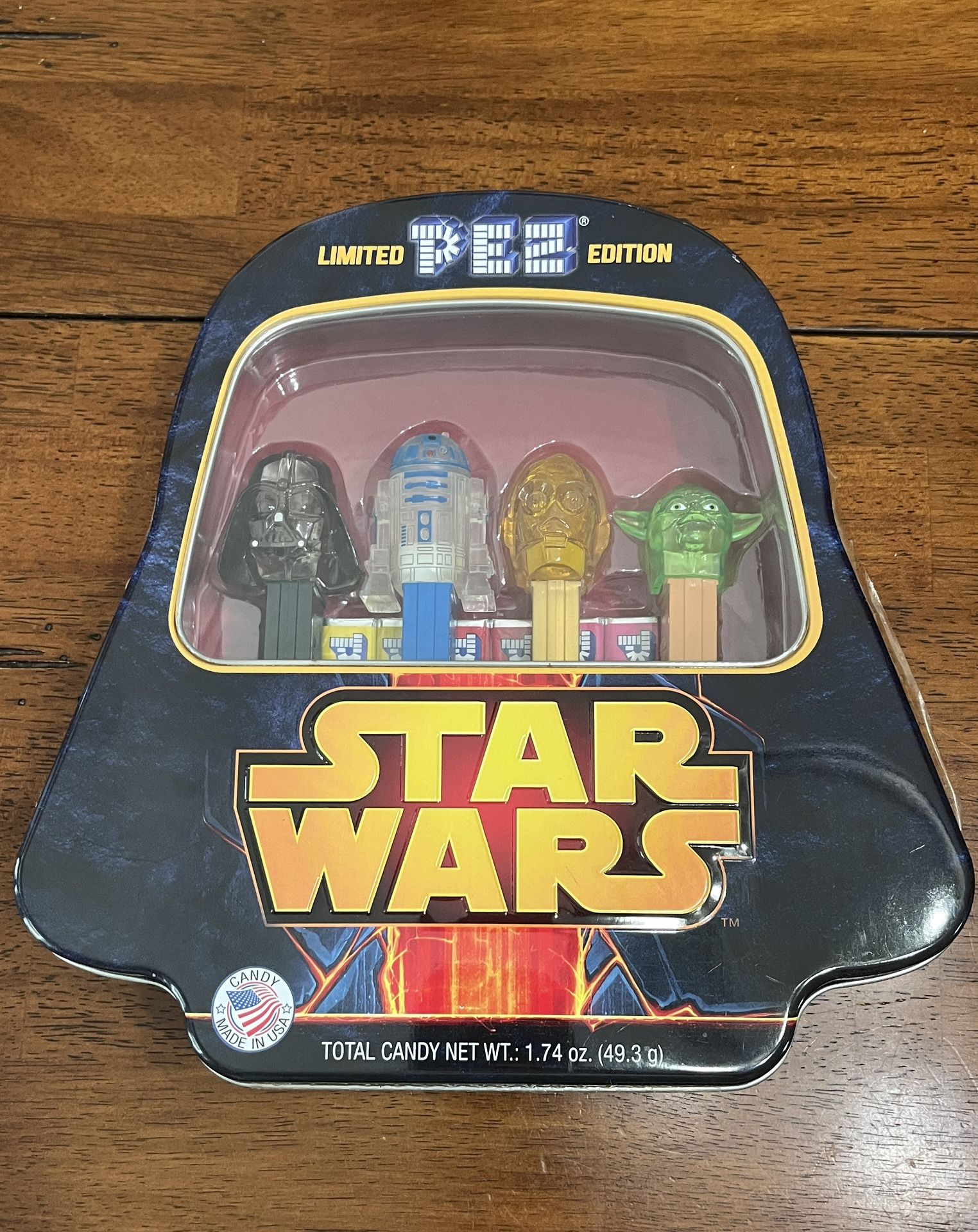 NEW SEALED 2014 Limited Edition Star Wars Pez with Darth Vader Yoda c-2po r2-d2 Collector's Tin