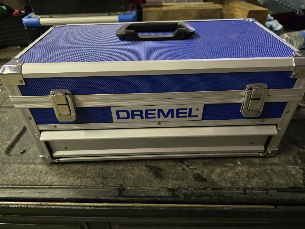 Drexel 4300 With Complete Accessories