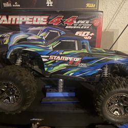 Stampede 4X4 vxl brushless