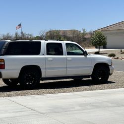 Suburban 
