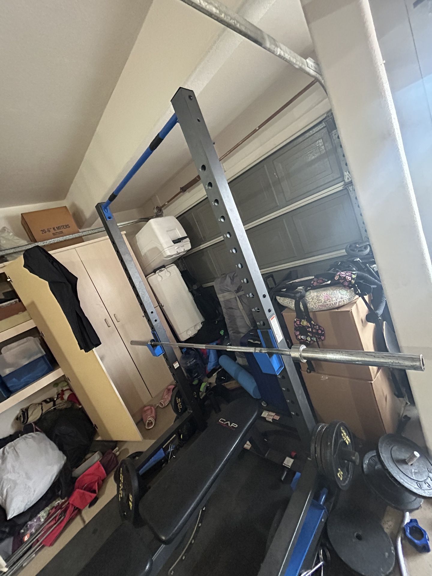 Workout Rack With Pull Up Bar