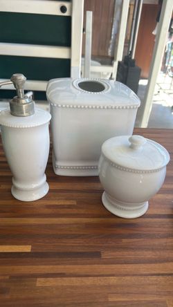 White Ceramic Bath Accessory Set, Beaded Trim, 3 Pieces