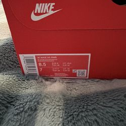 Nike Women Athletic Shoe