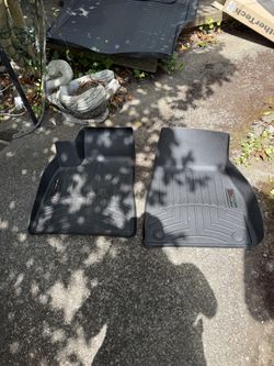 2023 Mercedes GLC 300 Weather tech Floor Mats (almost New!)