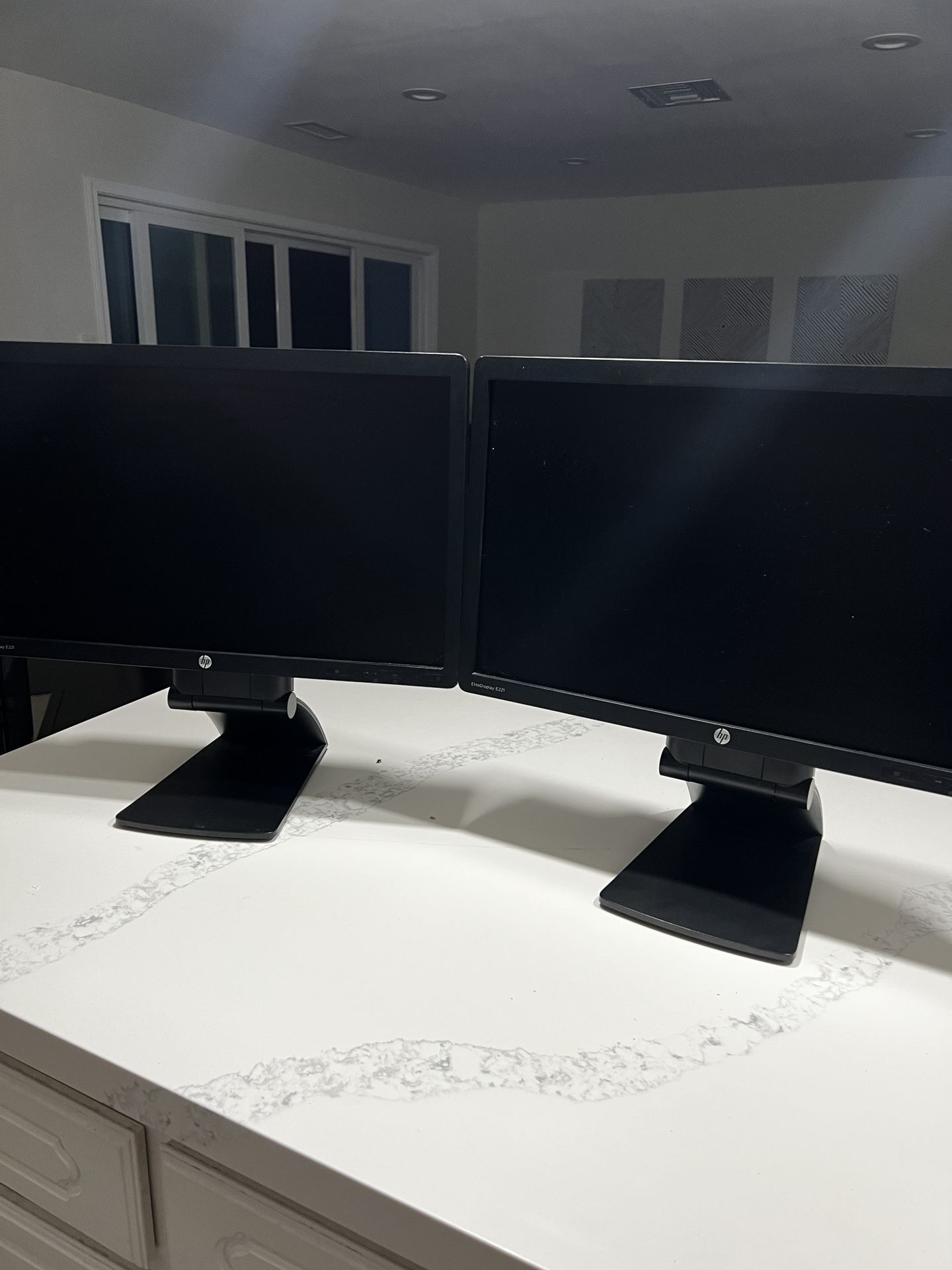 USED HP E221 LED LCD Monitor - 22"