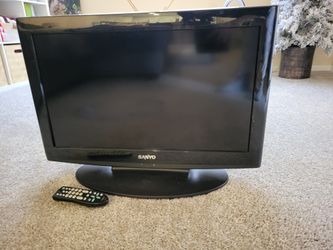 26 " Sanyo TV With Remote
