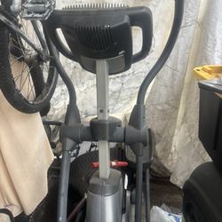 Cross Trainer